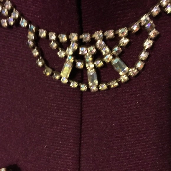 Vintage continental  Aurora borealis rhinestone jewellery set, clip on earrings - Picture 4 of 11